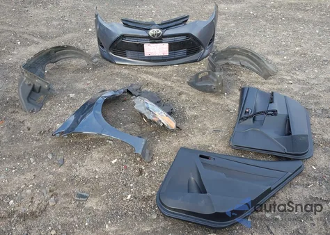 2018 Toyota Corolla L из США, поврежденный, VIN 2T1BURHE0JC068646